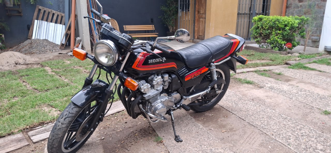 Honda Cb 750 F