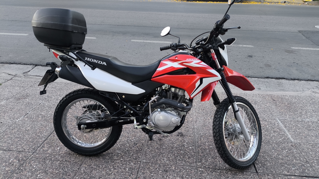 Honda XR 150L 2023